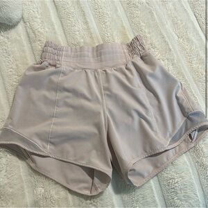 Hotty Hot high rise short 4”